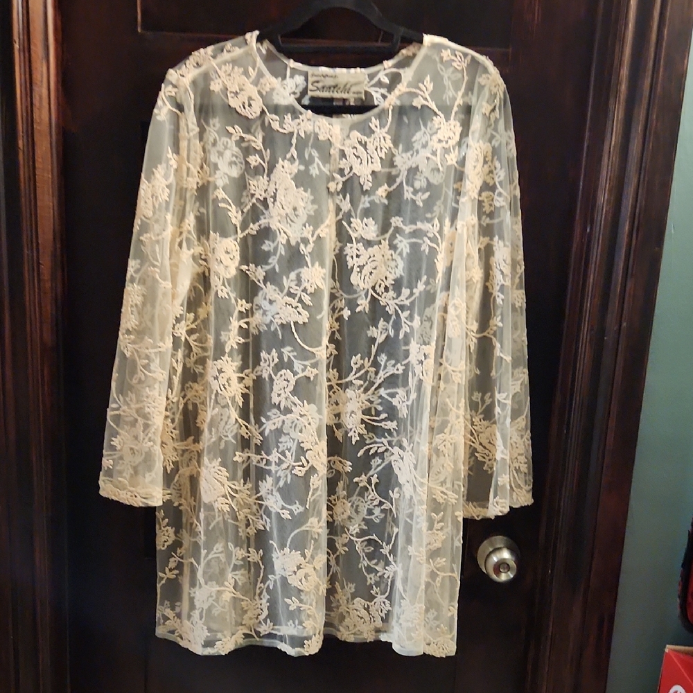 Saachi Design Cream Beaded Lace Tunic